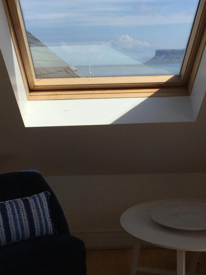 Strandview Beach Apartment Ballycastle Eksteriør bilde